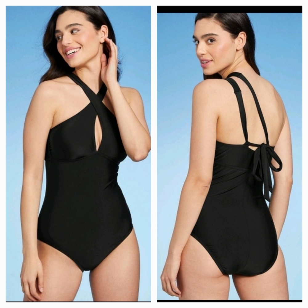 Women's Keyhole Cross Neck Medium Coverage One Piece Swimsuit - Kona Sol Black